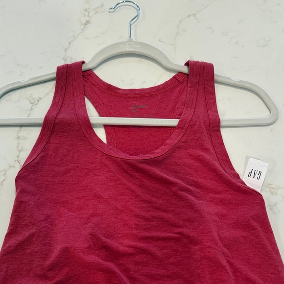 GAP Vibrant Red Tank Top - Picture 2 of 3